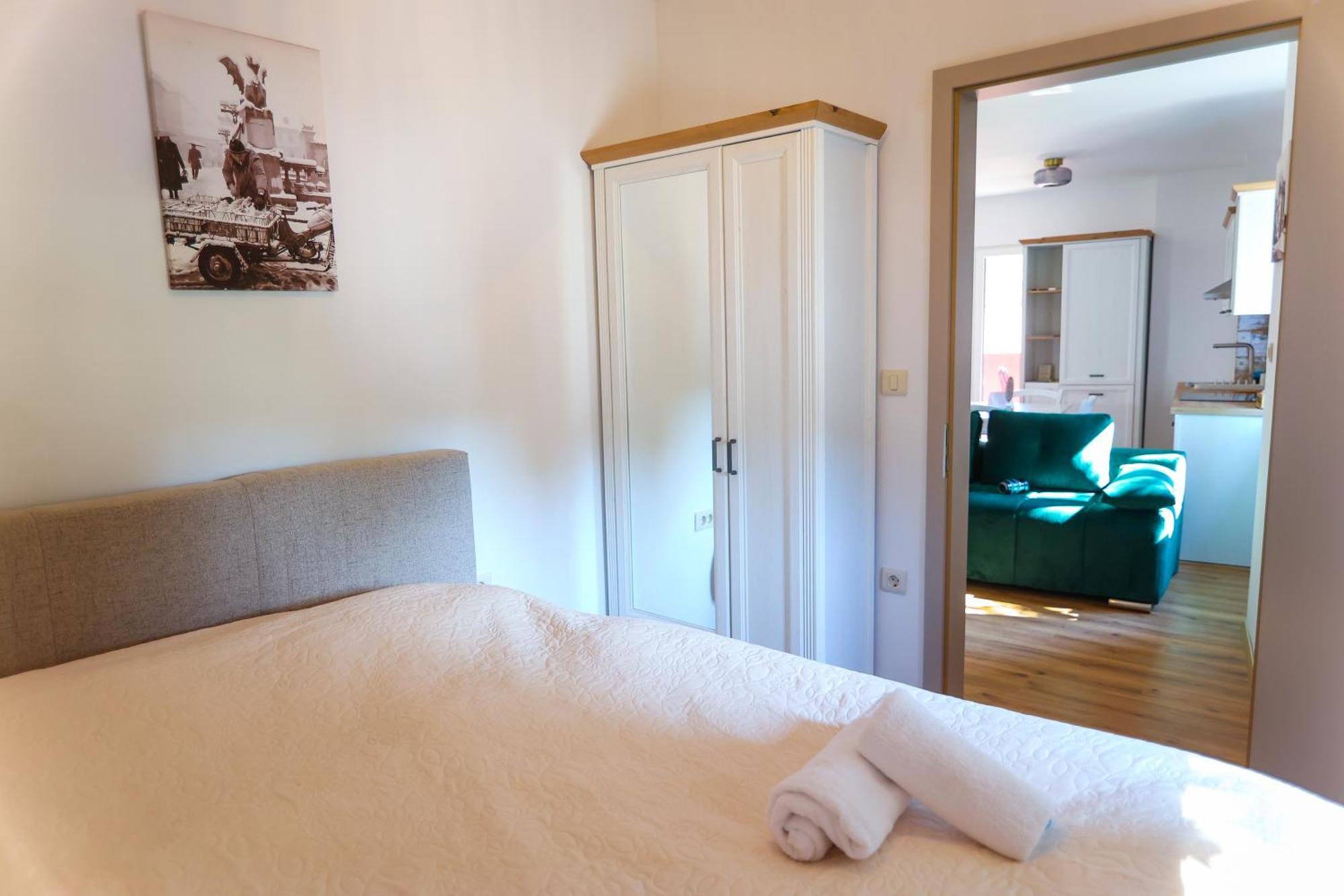 Apart Hotel Asteria Ljubljana Bagian luar foto