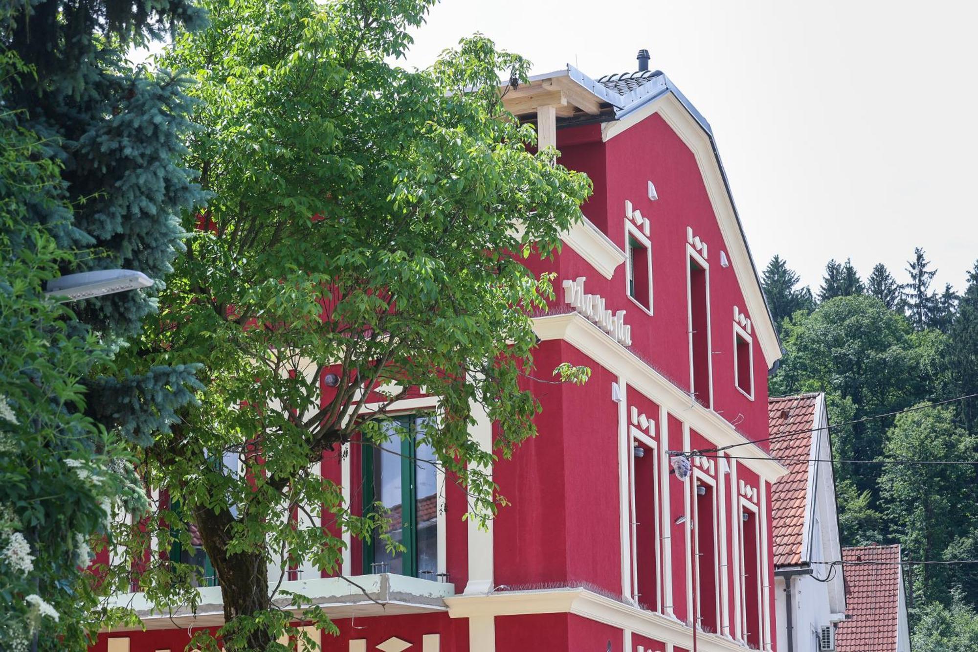 Apart Hotel Asteria Ljubljana Bagian luar foto